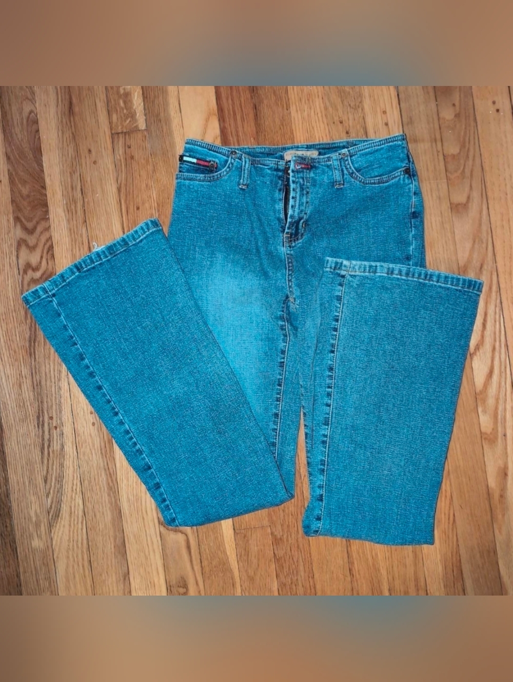 Tommy Hilfiger jeans with no back pockets
